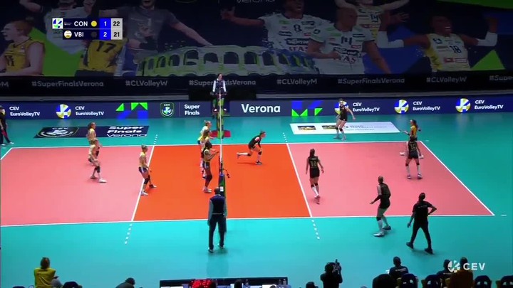 Volejbalová Liga majstrov - ženská dráma, mužská senzácia